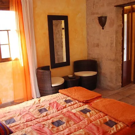 בית כפרי Natura *