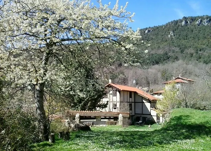 Natura 컨트리하우스 Sobron